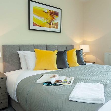 4 Bed Home, Driveway Parking Ideally Located In Latchford, Warrington - Executive St Marys House Warrington (Cheshire) Exterior foto
