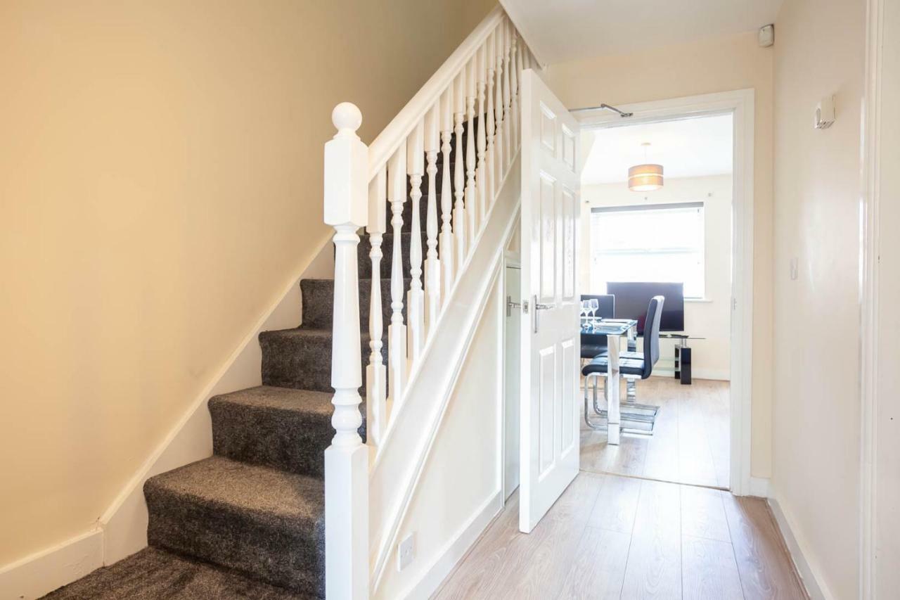 4 Bed Home, Driveway Parking Ideally Located In Latchford, Warrington - Executive St Marys House Warrington (Cheshire) Exterior foto